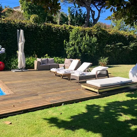 Spacious With Private Pool In *