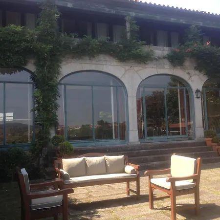 Spacious With Private Pool In Villa Esposende