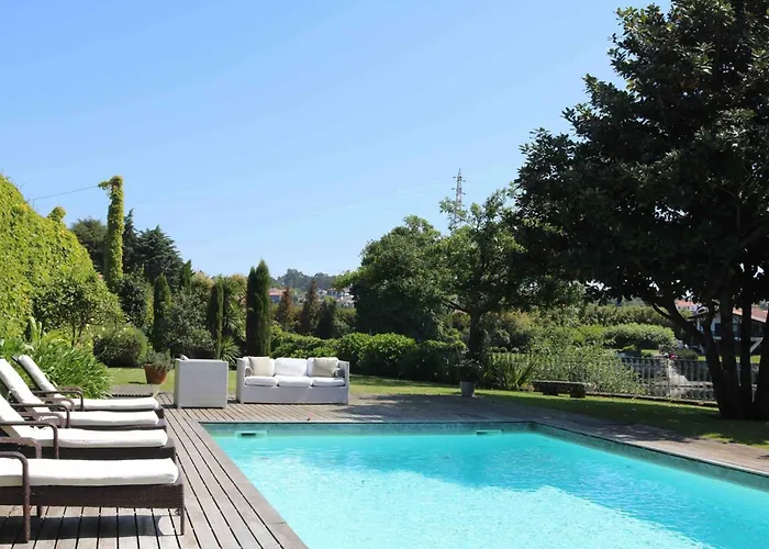 Spacious With Private Pool In Esposende * Esposende