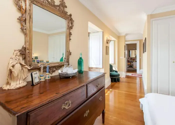 Villa Spacious With Private Pool In Esposende