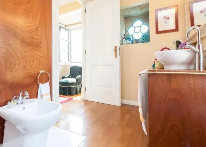 Villa Spacious With Private Pool In Esposende *