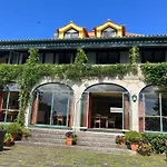 Spacious With Private Pool In Villa