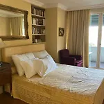Villa Spacious With Private Pool In