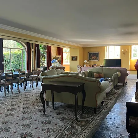 Spacious With Private Pool In