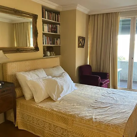 Villa Spacious With Private Pool In