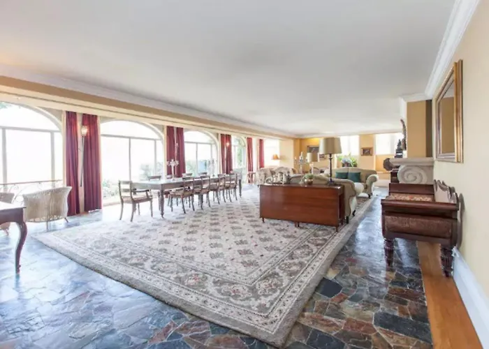 Spacious With Private Pool In * Esposende