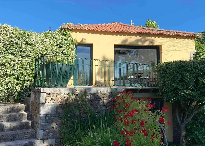 Spacious With Private Pool In * Esposende